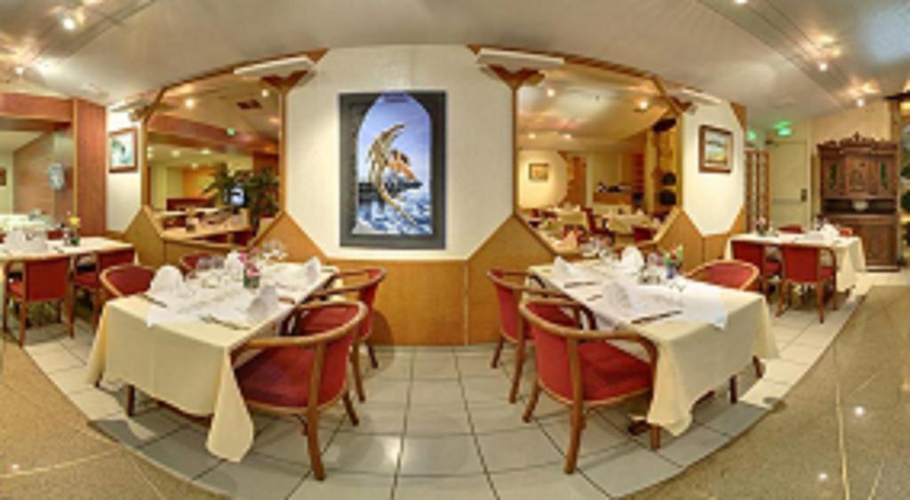 Logis Hotel De Paris Saint-Avold Exterior photo